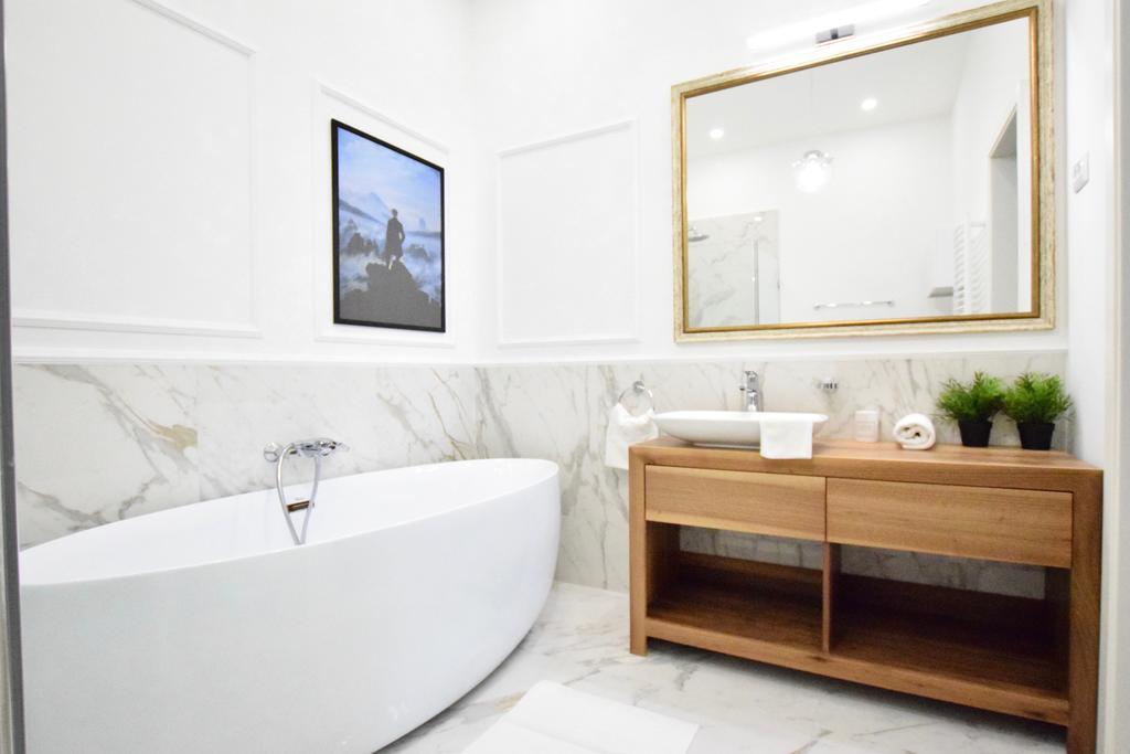 Appartamento Luxury By Hi5 - Szervita
